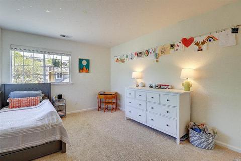 47 Aaron Dr, Novato, CA 94949 photo 17