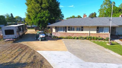 780 W A St, Dixon, CA 95620 photo 5