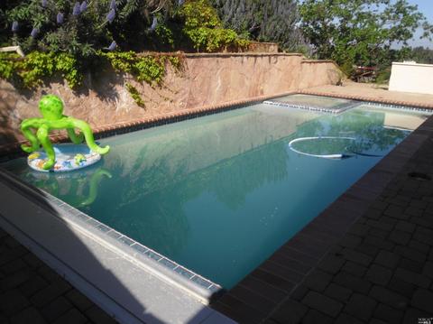 181 Hillview Dr, Vallejo, CA 94591 photo 9