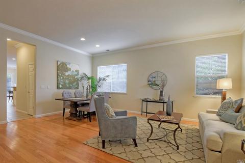 1249 Eagle Dr, Windsor, CA 95492 photo 4