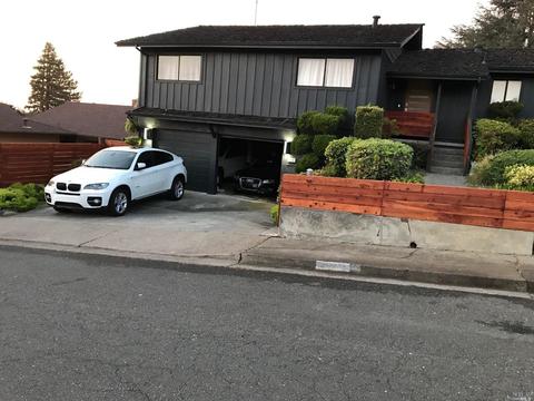 400 Whitecliff Dr, Vallejo, CA 94589 photo 1