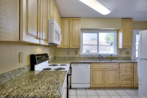 947 E Cotati Ave, Cotati, CA 94931 photo 4
