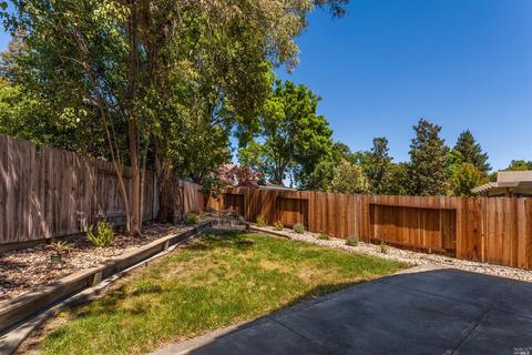 357 Regency Cir, Vacaville, CA 95687 photo 38
