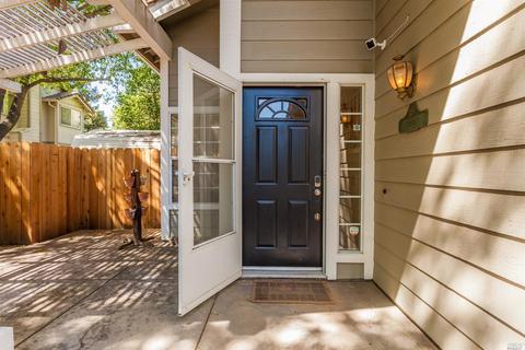 357 Regency Cir, Vacaville, CA 95687 photo 6
