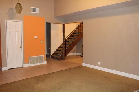 715 Stratford Ave, Dixon, CA 95620 photo 6