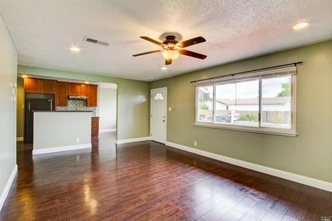 1212 Elliott Dr, Vallejo, CA 94589 photo 3