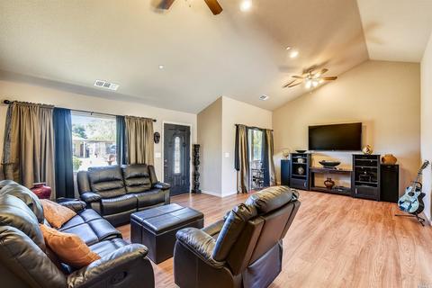 912 Pierce St, Fairfield, CA 94533 photo 4