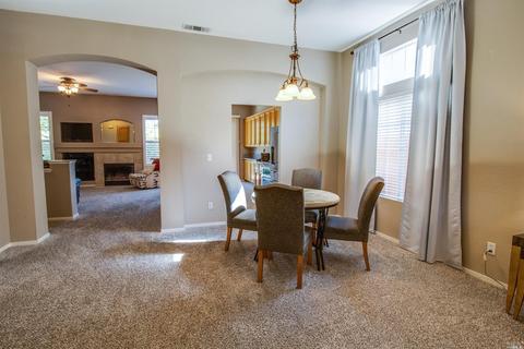 560 Stern Dr, Dixon, CA 95620 photo 2