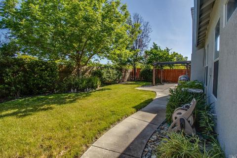 560 Stern Dr, Dixon, CA 95620 photo 5
