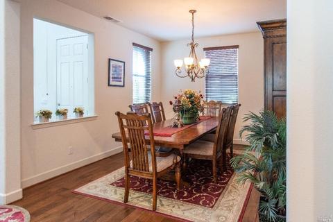 8738 Merlot Way, Windsor, CA 95492 photo 4