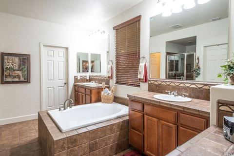 8738 Merlot Way, Windsor, CA 95492 photo 17