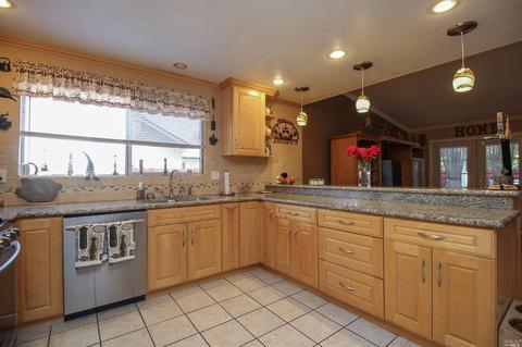 162 Keith Ct, Vacaville, CA 95687 photo 14
