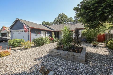 162 Keith Ct, Vacaville, CA 95687 photo 4