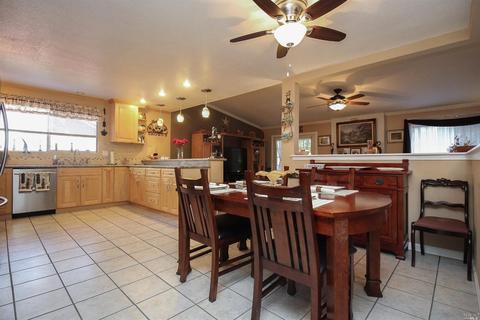 162 Keith Ct, Vacaville, CA 95687 photo 8