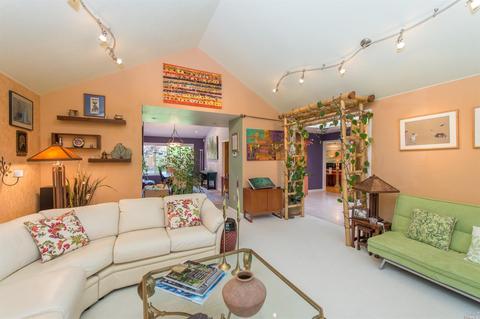 585 Pistachio Pl, Windsor, CA 95492 photo 16