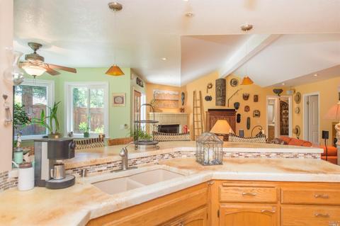 585 Pistachio Pl, Windsor, CA 95492 photo 10