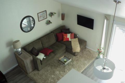 140 Courtyards E, Windsor, CA 95492 photo 3