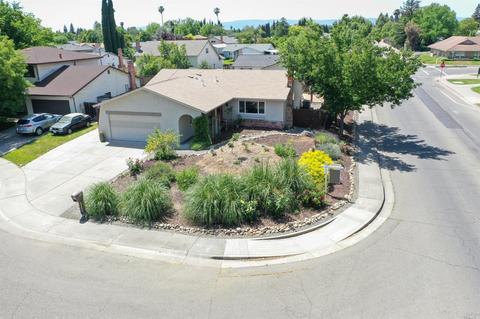 795 Cahill Ct, Dixon, CA 95620 photo 4