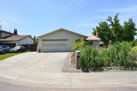 795 Cahill Ct, Dixon, CA 95620 photo 2