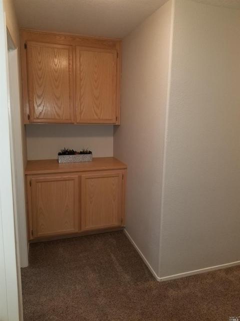 300 Valley Oak Ln, Vallejo, CA 94591 photo 15