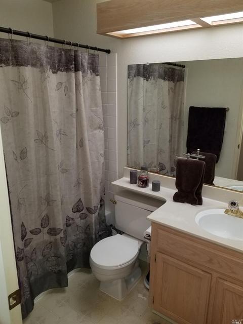 300 Valley Oak Ln, Vallejo, CA 94591 photo 18