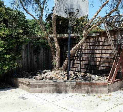 300 Valley Oak Ln, Vallejo, CA 94591 photo 29