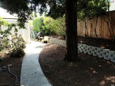 300 Valley Oak Ln, Vallejo, CA 94591 photo 28