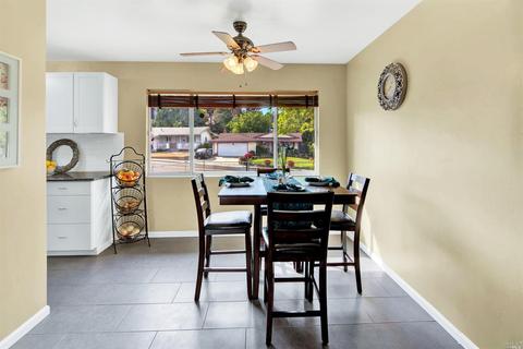313 Markham Ave, Vacaville, CA 95688 photo 11