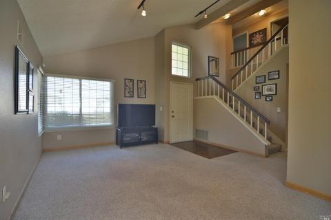 41 Brighton Dr, Vallejo, CA 94591 photo 4