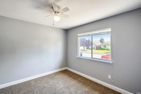 1105 Windmill Dr, Dixon, CA 95620 photo 18