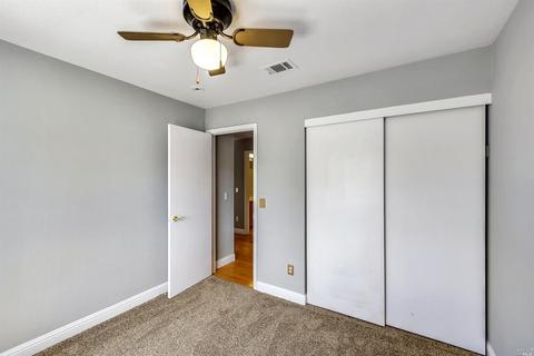 1105 Windmill Dr, Dixon, CA 95620 photo 17