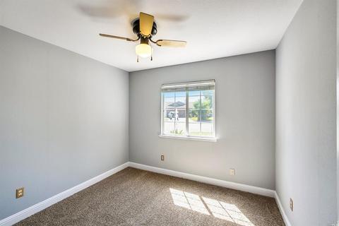1105 Windmill Dr, Dixon, CA 95620 photo 15