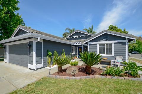 1105 Windmill Dr, Dixon, CA 95620 photo 1