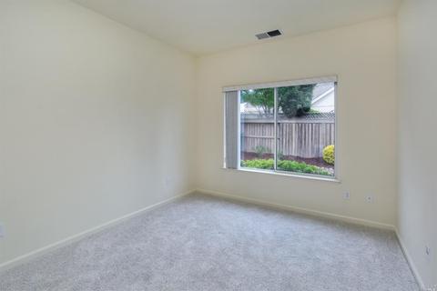 757 Pearl Bailey Ct, Windsor, CA 95492 photo 8