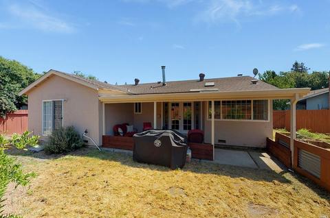 785 Almondtree Ct, Dixon, CA 95620 photo 21