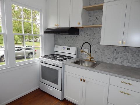 9 Rogers St, Vallejo, CA 94590 photo 4