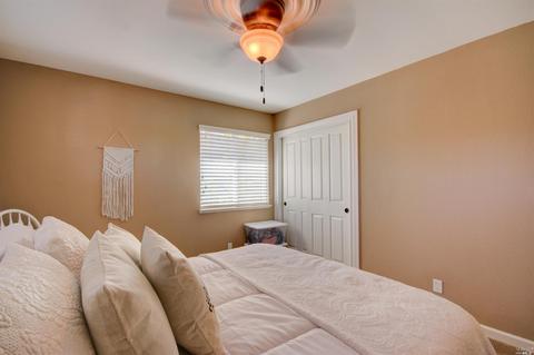 232 Bald Eagle Dr, Vacaville, CA 95688 photo 17