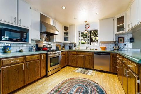 40 Brookside Dr, Willits, CA 95490 photo 3