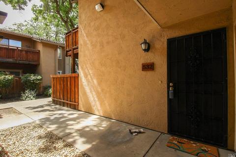 532 Arcadia Dr, Vacaville, CA 95687 photo 3