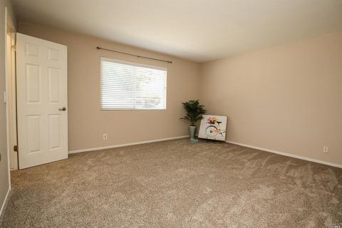 532 Arcadia Dr, Vacaville, CA 95687 photo 21