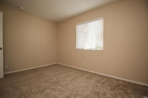 532 Arcadia Dr, Vacaville, CA 95687 photo 17