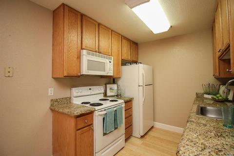 532 Arcadia Dr, Vacaville, CA 95687 photo 11