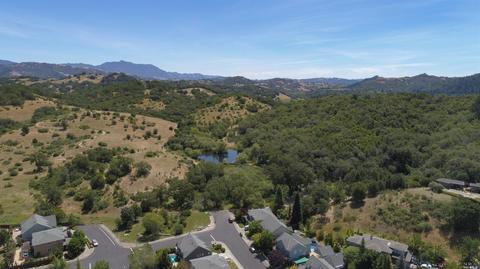361 Arabian Way, Healdsburg, CA 95448 photo 2