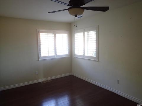 27485 River Rd, Cloverdale, CA 95425 photo 8