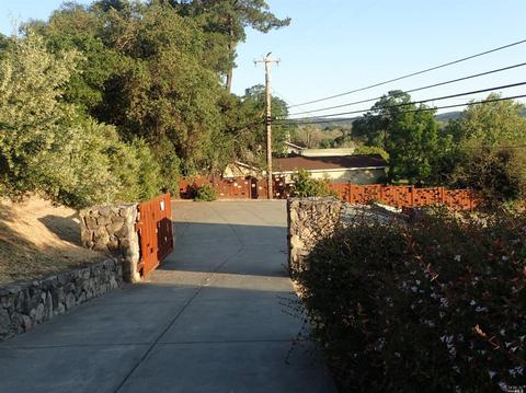 27485 River Rd, Cloverdale, CA 95425 photo 2