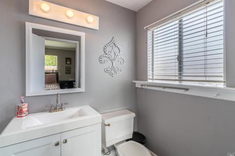 149 Wiyat Dr, Ukiah, CA 95482 photo 20