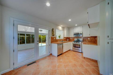 930 Dorothea Ct, Windsor, CA 95492 photo 4