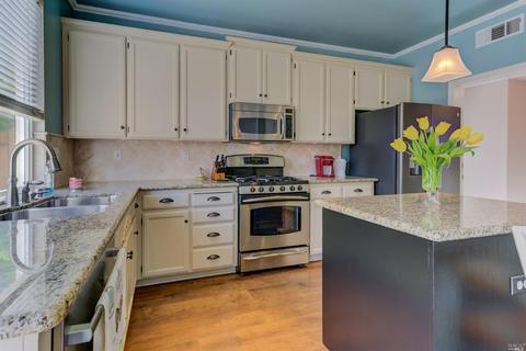 586 Mural Ln, Fairfield, CA 94534 photo 21