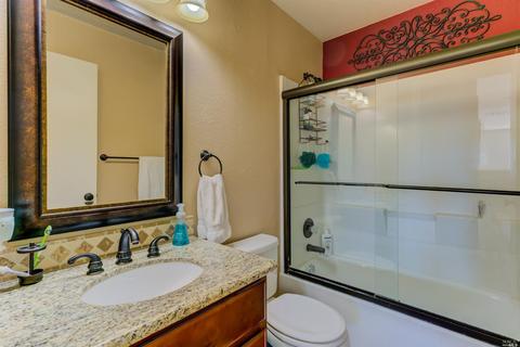 586 Mural Ln, Fairfield, CA 94534 photo 34