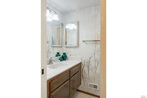 3555 Springfield Dr, Fairfield, CA 94534 photo 4
